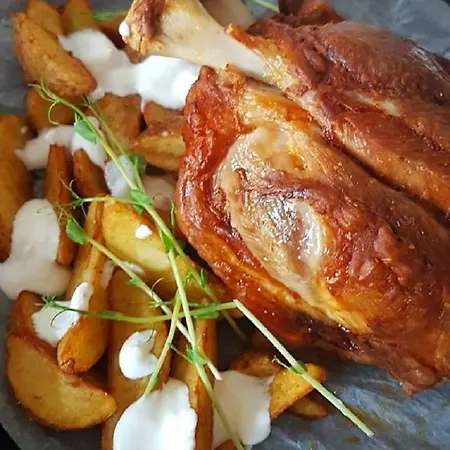 Szoloskert Vendeghaz * Pakozd